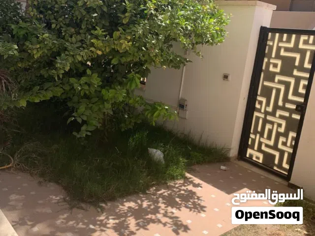 طابق من فيلا للإيجار . 18