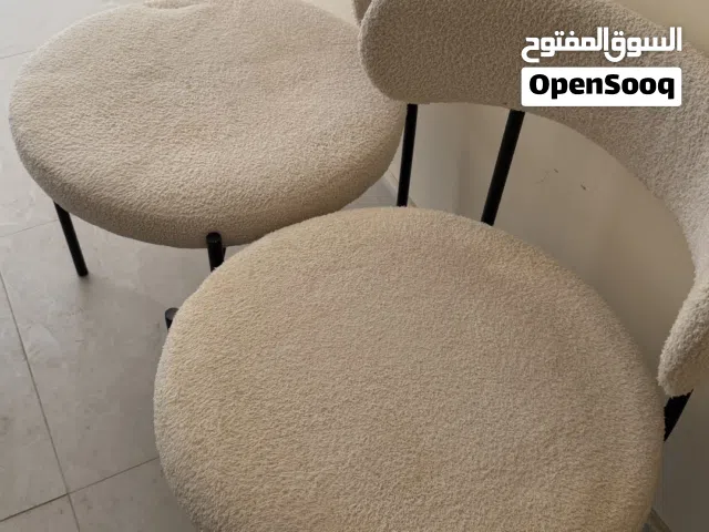 كراسي الطعام بدون مقابل