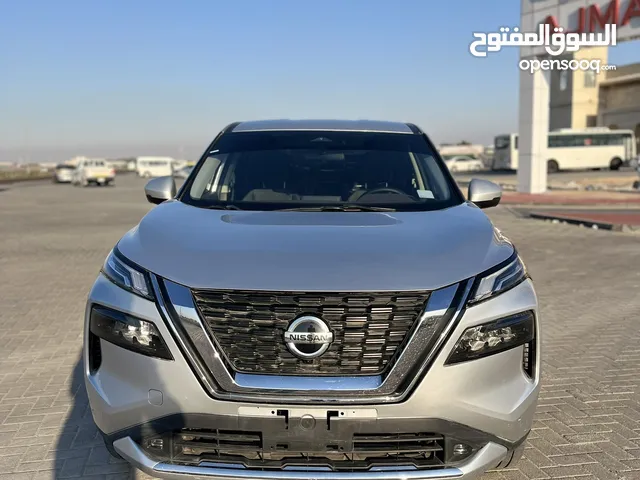 Used Nissan Rogue in Ajman