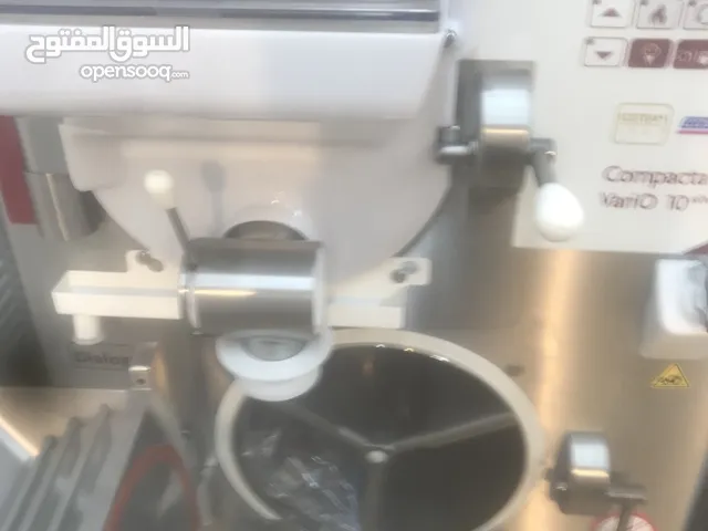 للبيع ماكينات صناعة ايس كريم ايطاليه