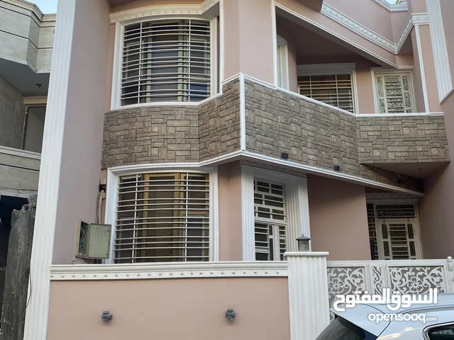 350m2 4 Bedrooms Townhouse for Sale in Baghdad Dora