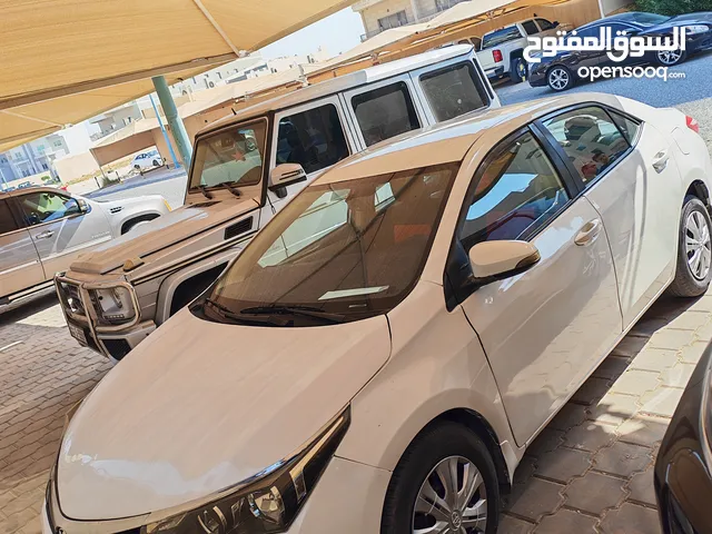 بيعة سريعة تويوتا كورولا 2016 4سلندر استخدام يومي ما تحتاج شيء