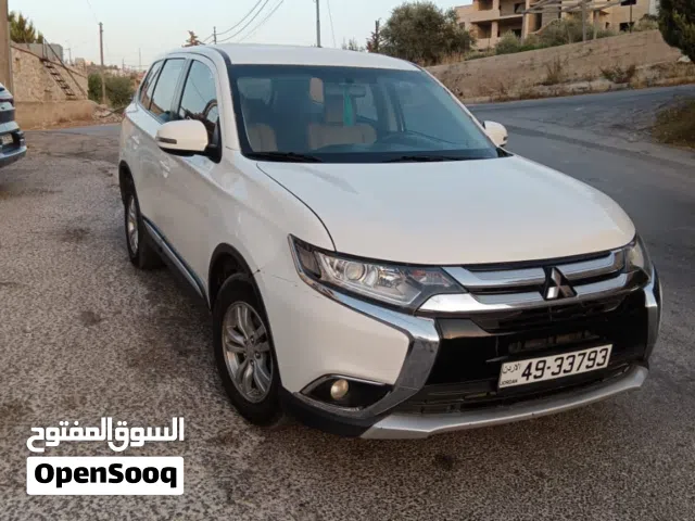 2017 Mitsubishi Outlander Standard