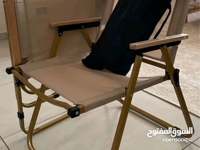 كرسي متنقل قابل للطي من الحجم الكبير مع طاولة قابلة للطي الحجم صغير