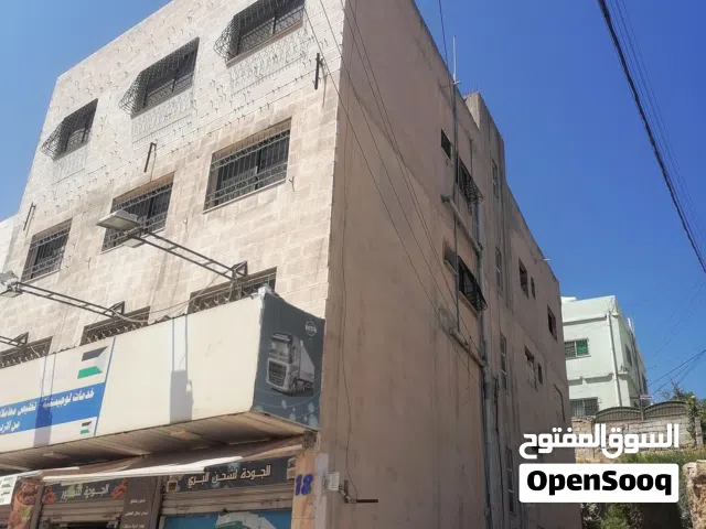 مجمع تجاري مقابل الجمرك