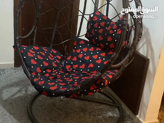 اثاث فاخر للبيع بسعر مغري