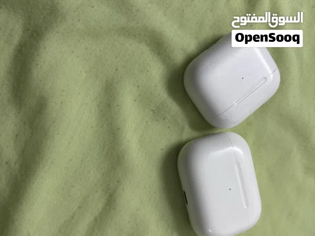 Airpods ثلاث علب