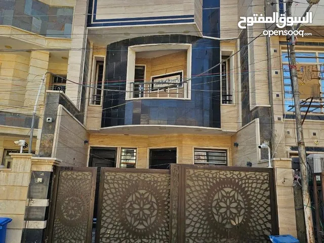 دار للبيع في السيدية مساحته 150م درجة اولى واجهته 6م لدى الجغامي للعقار