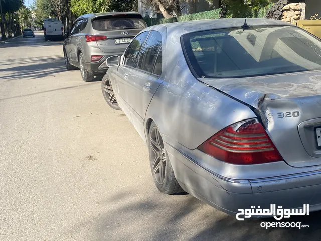 مارسيديس اس 320 غواصة