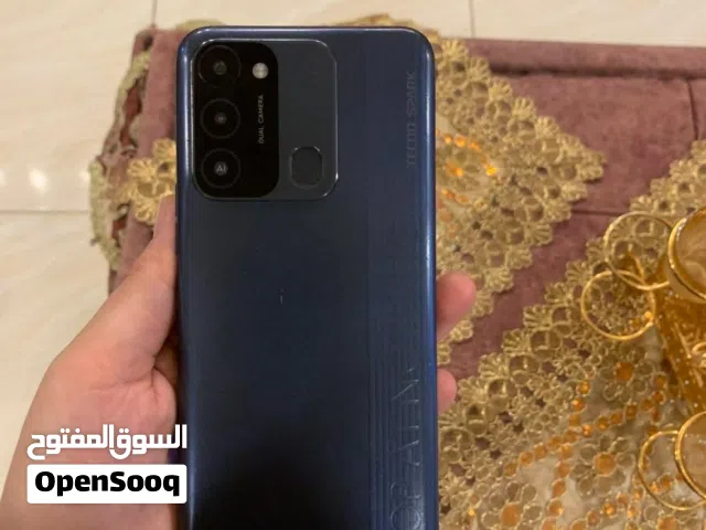 الهاتف Tecno Spark 8C