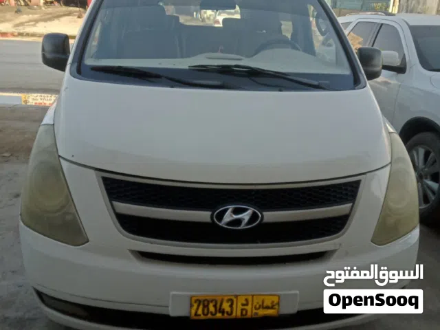 2009, Hyundai, H1, Standard