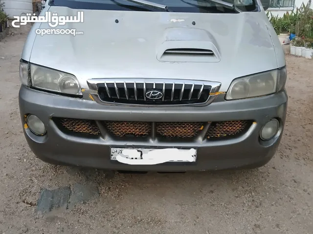 باص هونداي 2002