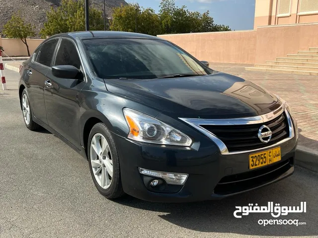 Used Nissan Altima in Dhofar