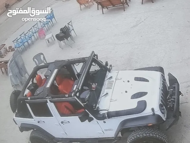 جيب ربيكون للبيع بحاله ممتازه جدا صدام امامي خلفي وكنيننت سقف قابل للفك رفعات اوكس Foks