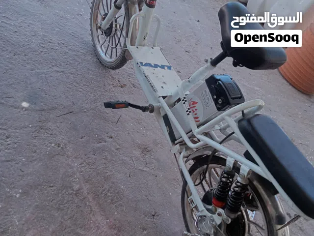 سكوتر بحاله الوكاله صلاه النبي علي مستعمل شهر ونص بطاريه ليثيوم 60
