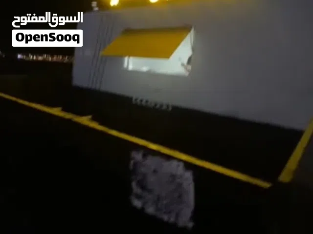 فرصه الي يريد يفتح كرفان شوي جميع اغراض الكرفان