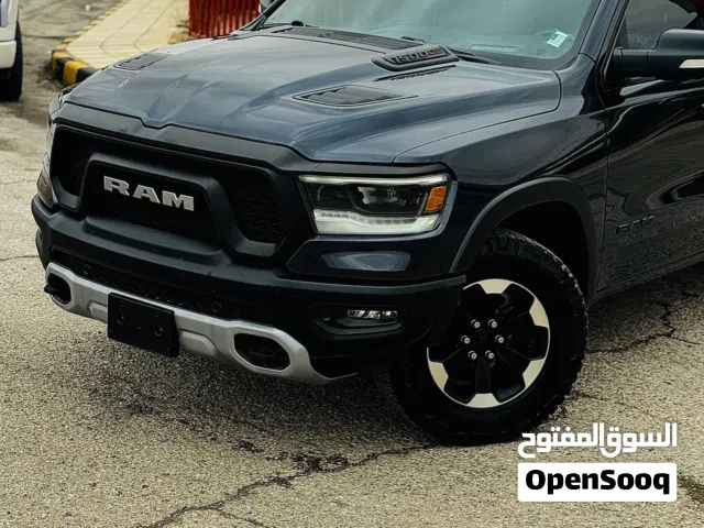 2021 دودج رام Laramie