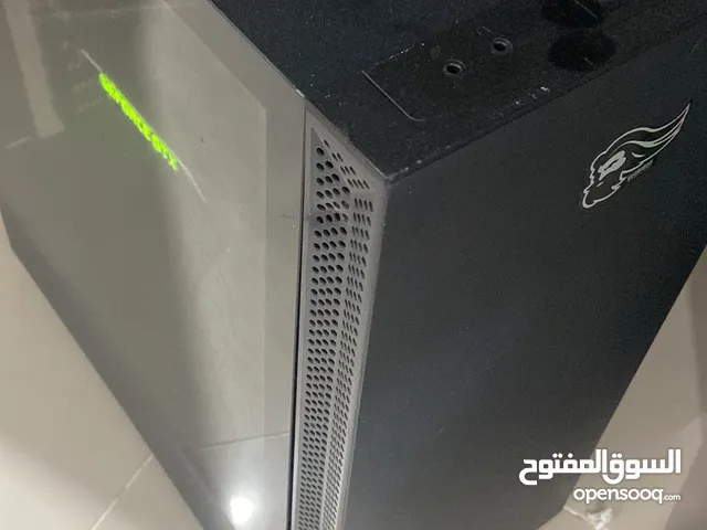 كمبيوترات قيمينق وشاشات للبيع