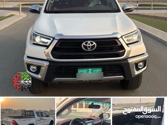 Used Toyota Hilux in Al Ain