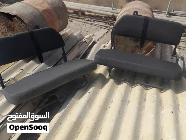 كراسي خلفية لاندكروزر 2008 وفوق فئة رقم 3