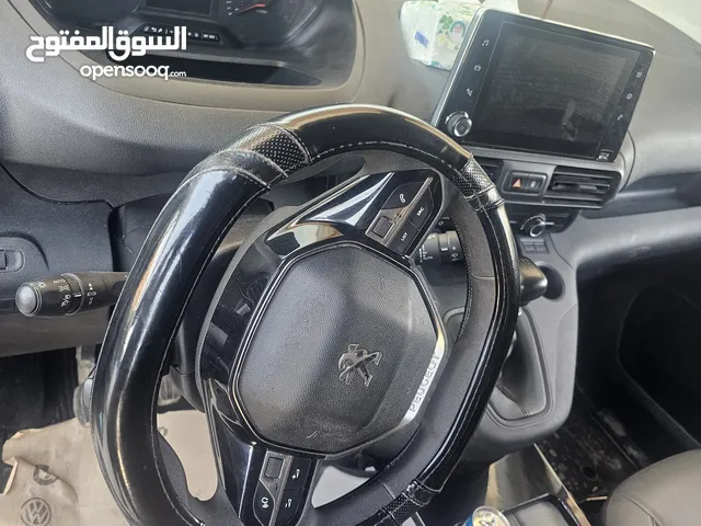 بيجو رافتر للبيع