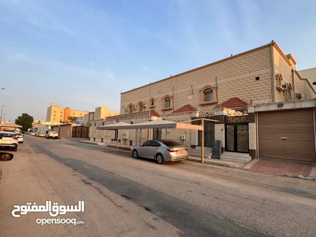 960 m2 More than 6 bedrooms Villa for Sale in Dammam Uhud