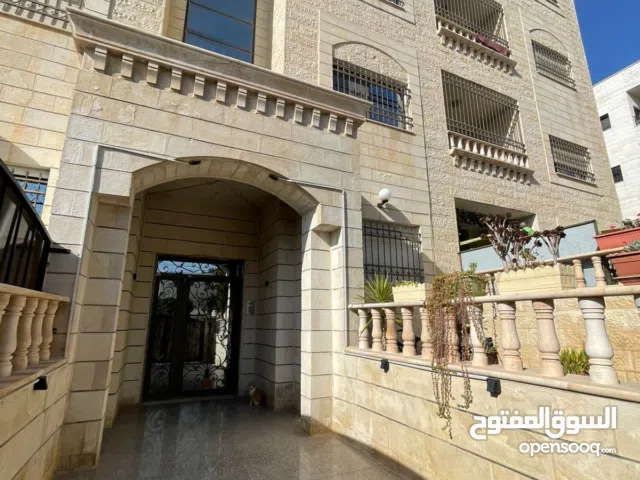 194 m2 3 Bedrooms Apartments for Sale in Amman Al Muqabalain