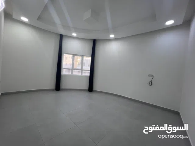 130 m2 3 Bedrooms Apartments for Rent in Northern Governorate Saar