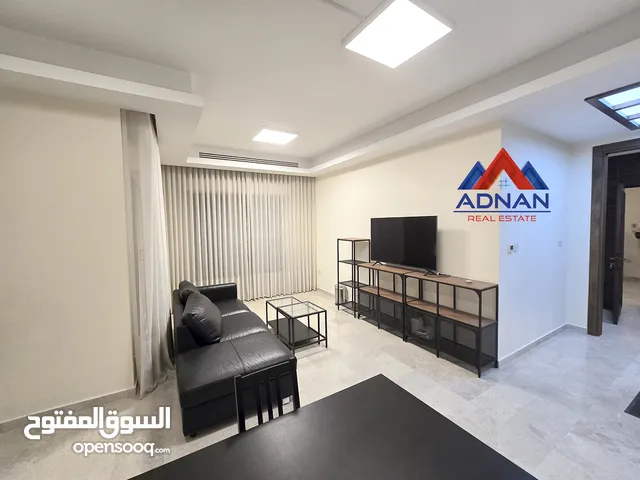 محيط دوار الخامس شقة فخمة للبيع طابق ثاني مطلة بسعر مميز