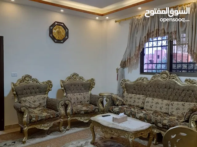 200m2 More than 6 bedrooms Townhouse for Sale in Amman Al Hashmi Al Shamali