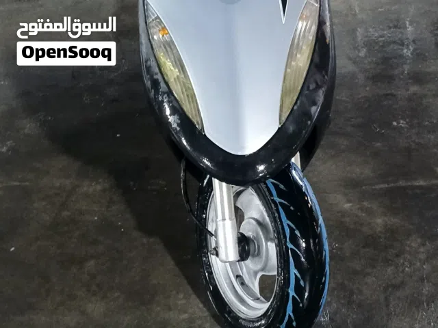 2006 ياماها XMAX