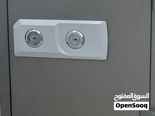 خزنة للبيع