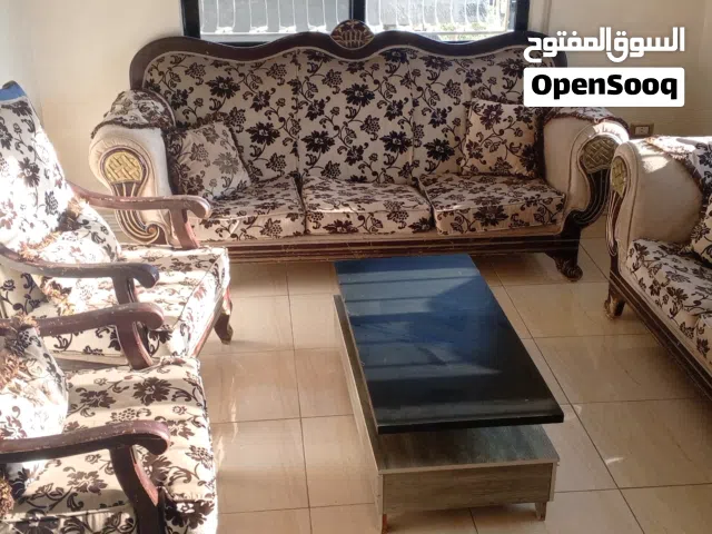 طقم كنب + طاولة