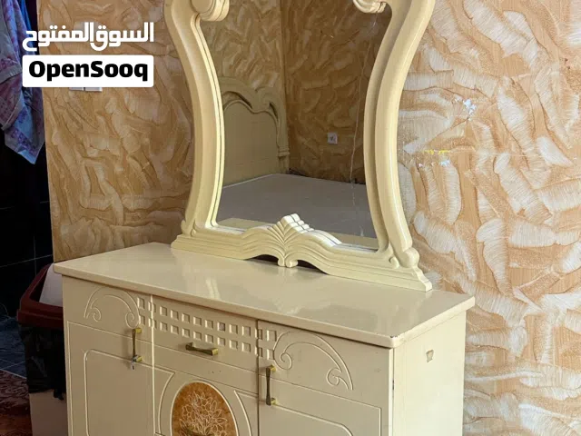 اثاث غرف نوم مستخدم