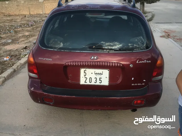 Hyundai Elantra Standard in Gharyan
