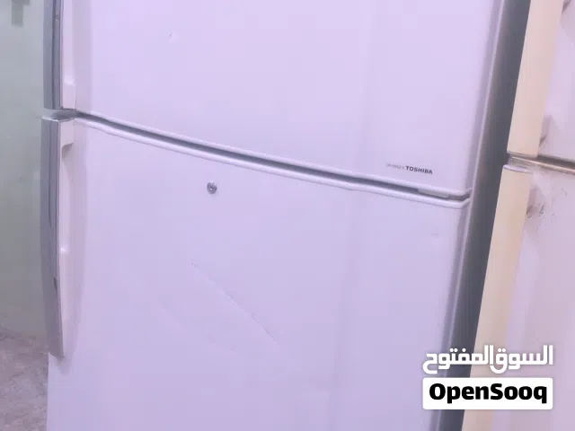 للبيع ثلاجه توشيبا 22 قدم استخدام خفيف مع التوصيل والكفاله