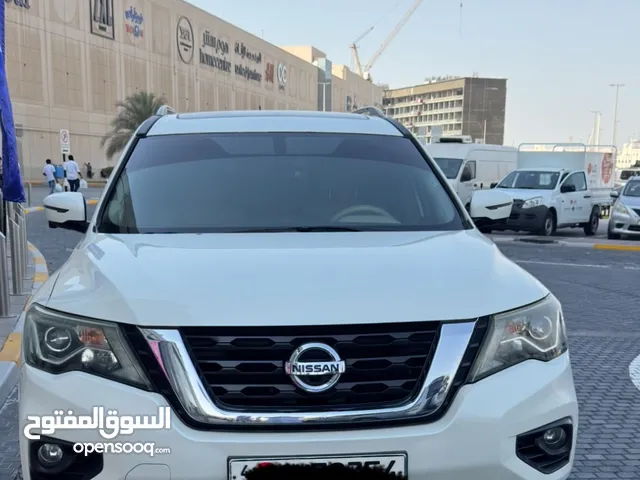 Used Nissan Pathfinder in Abu Dhabi