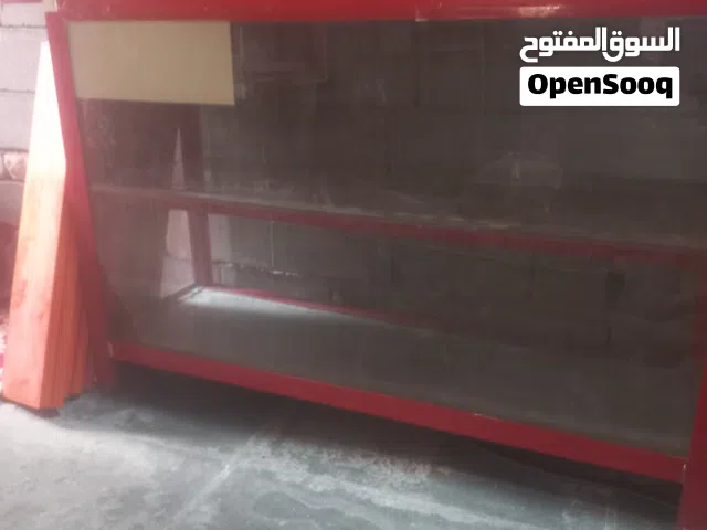 رفوف عدد 40 نظاف وجام خانة