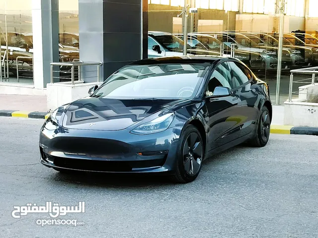 تيسلا 2023 فحص كامل 7 جـــيــــد 85من86 اوتوسكور +B ممشى7 الف ميل بحالة الوكالة لون مميز بسعر لقطة