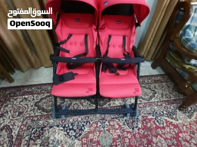عربايه chicco مستعمل بحاله ممتازه استعمال 5 شهور