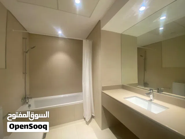 140 m2 3 Bedrooms Apartments for Sale in Abu Dhabi Yas Island