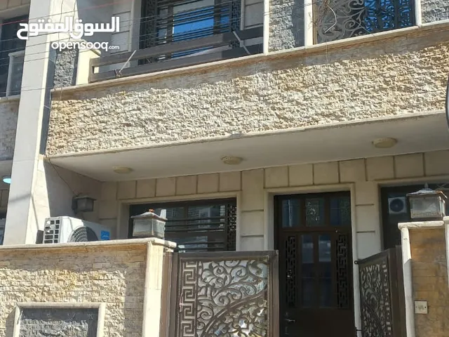 100 m2 3 Bedrooms Townhouse for Sale in Baghdad Dora