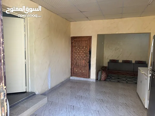 0 m2 5 Bedrooms Townhouse for Sale in Buraimi Al Buraimi