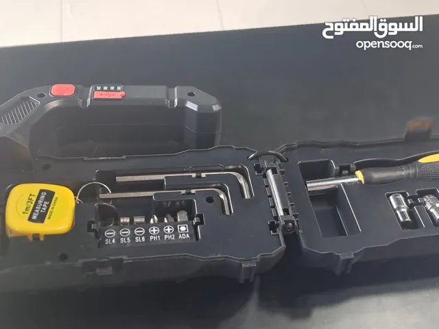 كشاف متعدد الوظائف تصلح للتخييم والرحلات