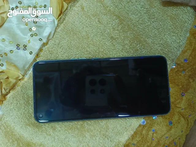Apple iPhone 11 Pro Max 2 TB in Basra