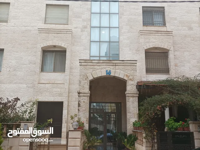 192 m2 More than 6 bedrooms Apartments for Sale in Amman Al Kursi