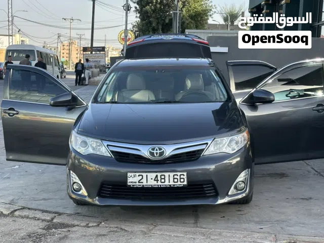 2014 تويوتا كامري XLE