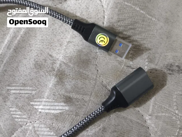 قطعة توصيلة. يو اس بي usb نثية و فحل