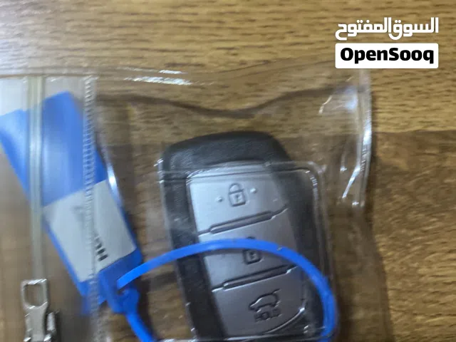 مفتاح سياره هونداي أيونك 2018-2022 اصلي وماله مع برداي صندوق جديد