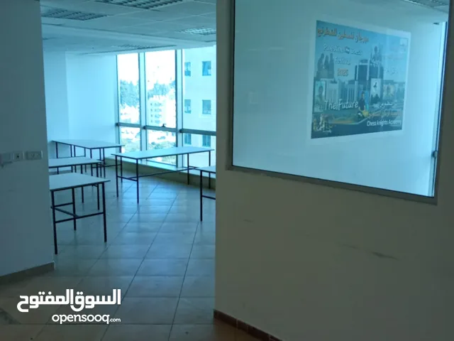 مكتب للايجار في البيرة